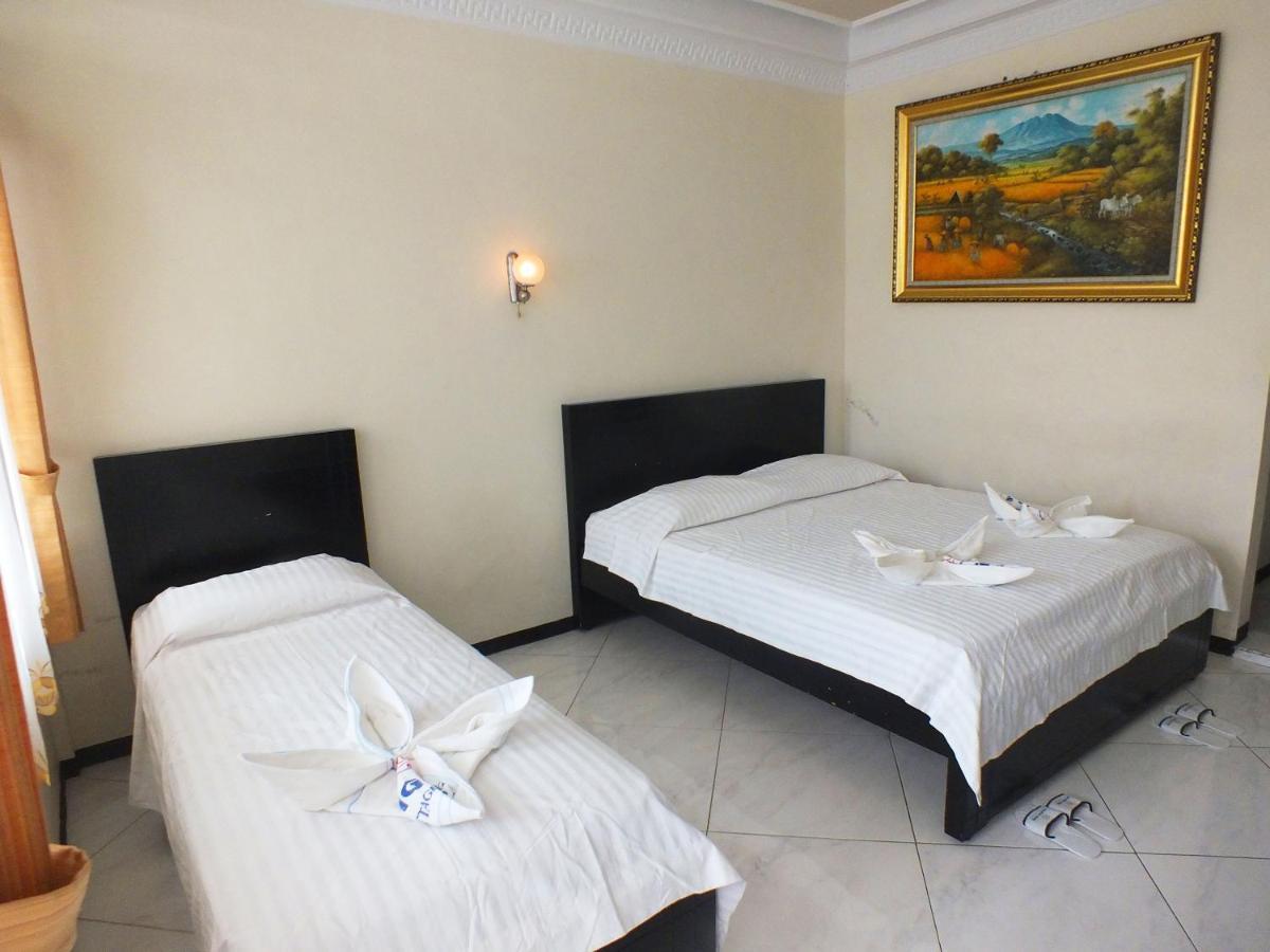 Delaga Biru Convention Hotel ボゴール エクステリア 写真